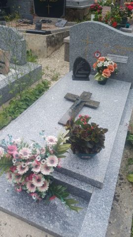 Tombe Guy Delompré