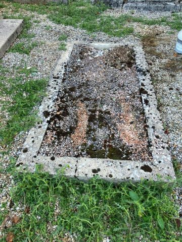 Tombe René Roussel avant les travaux